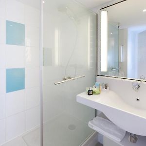 Aanpalende Kamer